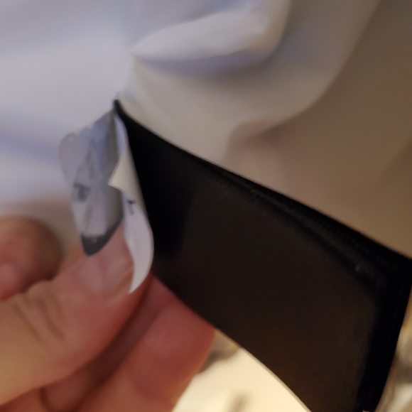 The North Face Women's Light Blue Puffer Coat with Faux Fur Hood - Picture 8 of 8